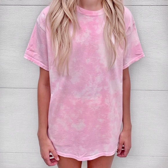 Gildan Tops - Light Pink Oversized Tie Dye T-Shirts NWT